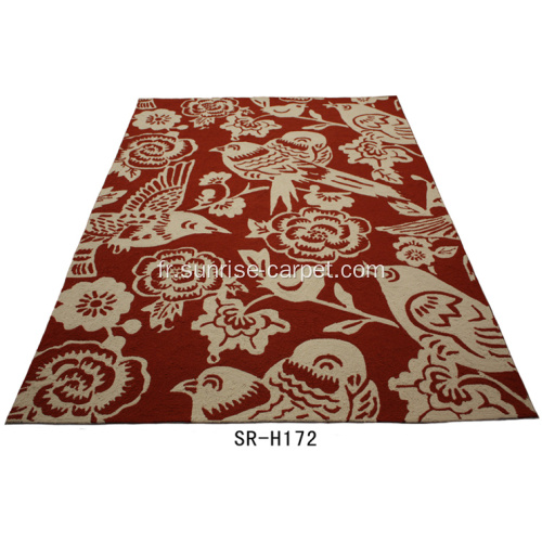 Hooked main avec tapis design